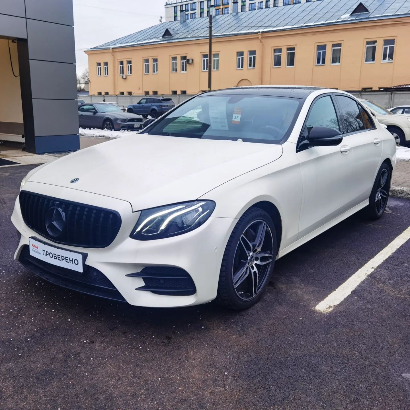 Осмотр Mercedes E 200 2017 г.в. 64.000 км.